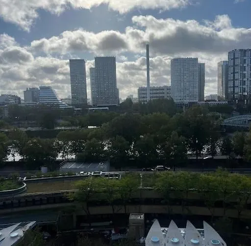 Tour Eiffel Terrasse Vue Seine Appartamento Parigi